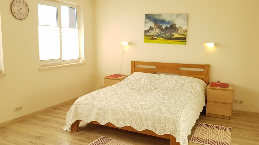 Irmos Apartamentai Salia Klaipedos Toleikiai Exteriör bild