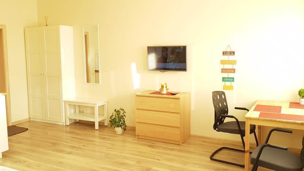 Irmos Apartamentai Salia Klaipedos Toleikiai Exteriör bild