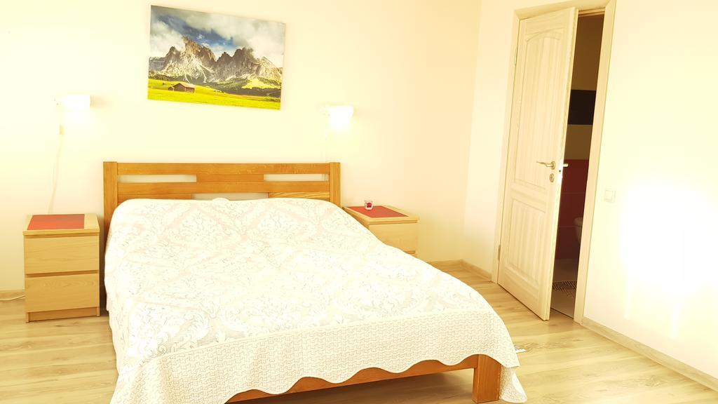 Irmos Apartamentai Salia Klaipedos Toleikiai Exteriör bild